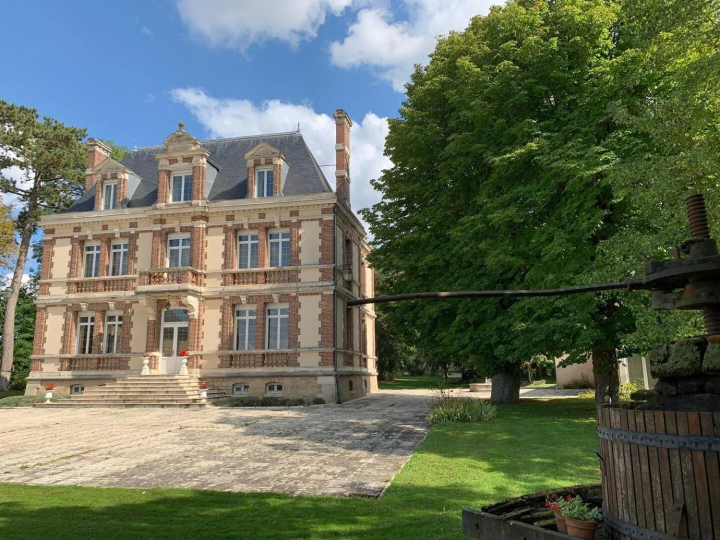 Chateau De Ligny Exteriör bild